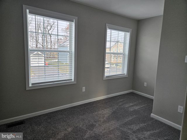 233 WOODRIDGE DR, Shippensburg, PA 17257