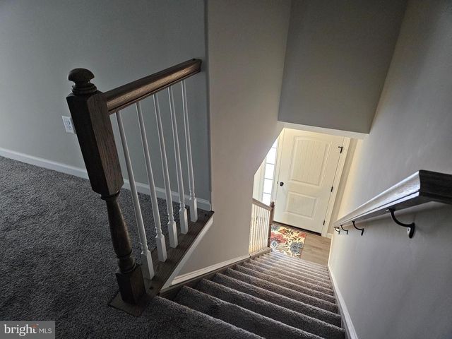 233 WOODRIDGE DR, Shippensburg, PA 17257