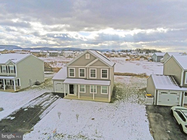 233 WOODRIDGE DR, Shippensburg, PA 17257