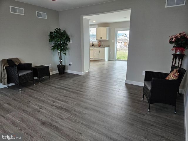 233 WOODRIDGE DR, Shippensburg, PA 17257