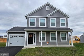 233 WOODRIDGE DR, Shippensburg, PA 17257