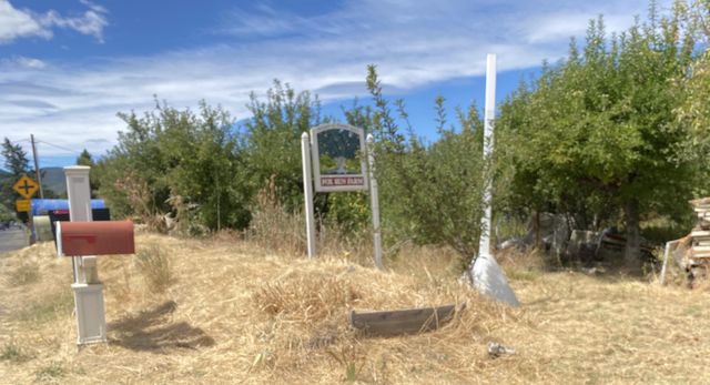 3842 W Main Street, Medford, OR 97501