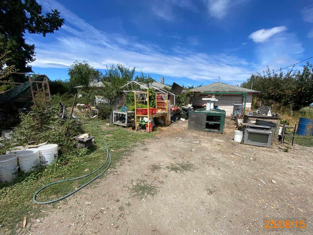 3842 W Main Street, Medford, OR 97501