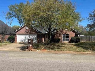 100 Leamington Spa, Whitehouse, TX 75791