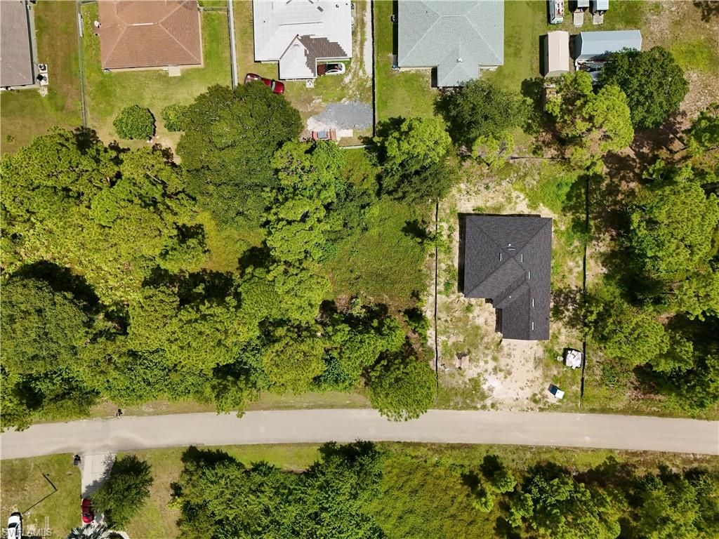 523 Summit AVE S, LEHIGH ACRES, FL 33974 — photo 2