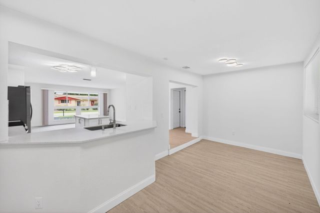 2241 SW 67th Lane, Miramar, FL 33023