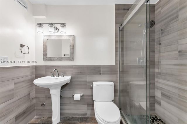 8617 SW 68th Ct 23, Pinecrest, FL 33156