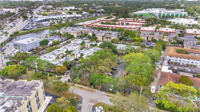 8617 SW 68th Ct 23, Pinecrest, FL 33156