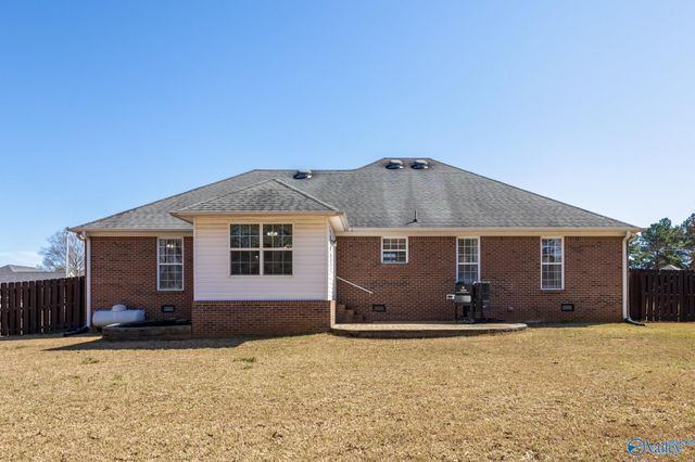 16221 Kyle Moran Drive, Athens, AL 35614