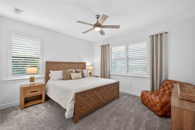 1918 Mesa LN, Naples, FL 34120