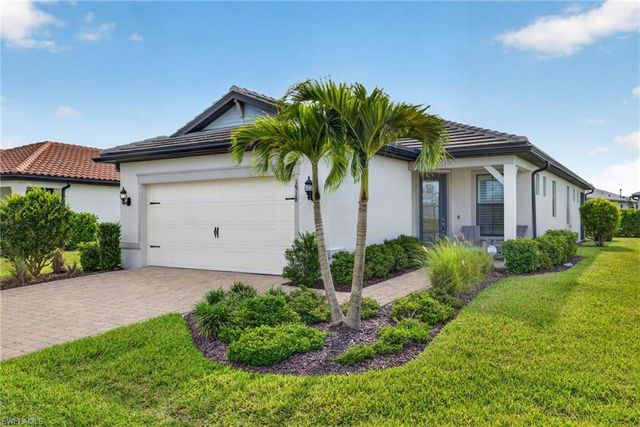 1918 Mesa LN, Naples, FL 34120