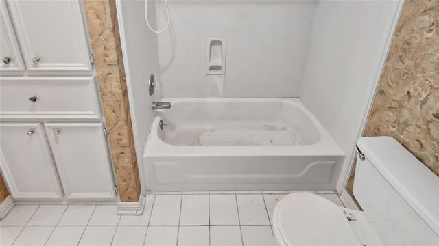 19223 Foxtree Lane, Houston, TX 77094