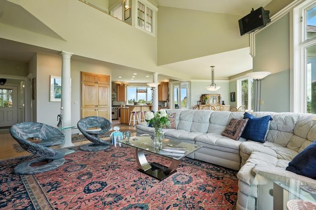 699 Nob Hill Road, Williston, VT 05495