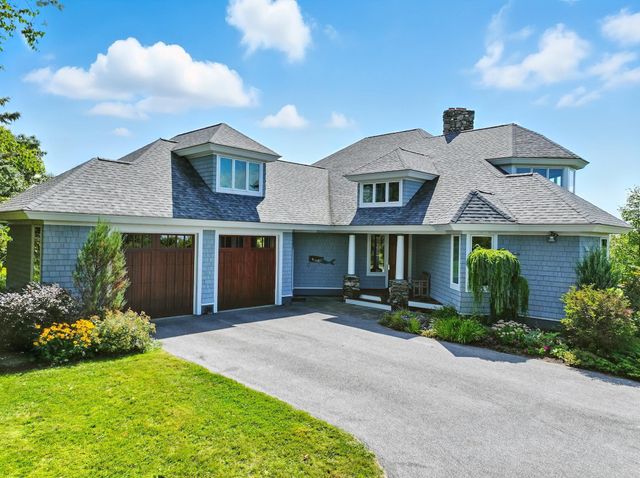 699 Nob Hill Road, Williston, VT 05495