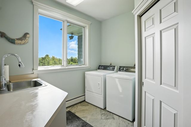 699 Nob Hill Road, Williston, VT 05495