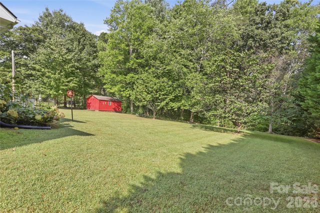 6497 FLY A WAY Drive, Denver, NC 28037