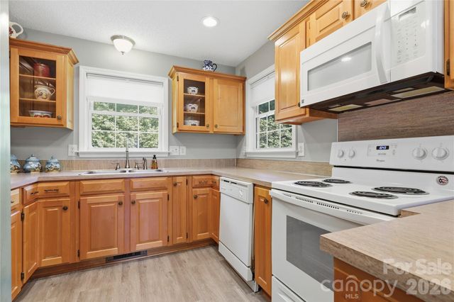 6497 FLY A WAY Drive, Denver, NC 28037