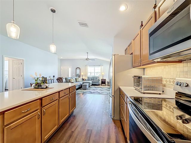 3435 INVERARY AVENUE W, The Villages, FL 32163