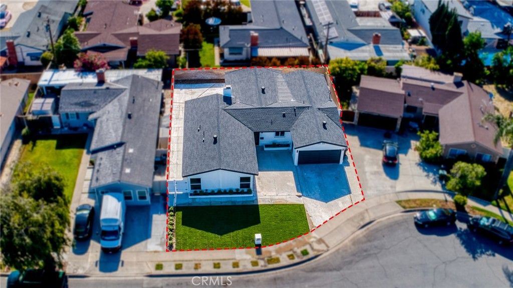 Image 47 of property listing at 1019 N Cambria Place, Anaheim, CA 92801