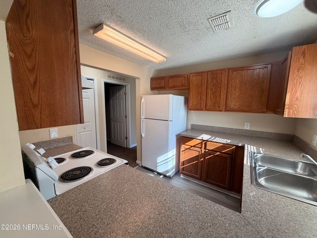 747 BROXTON Street, Jacksonville, FL 32208