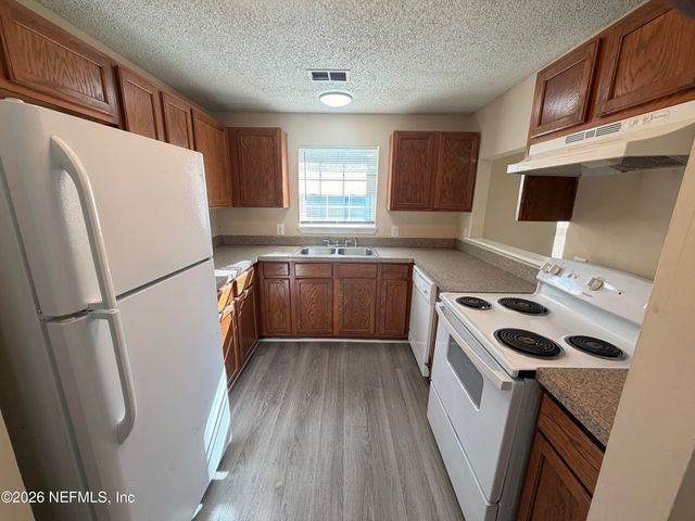 747 BROXTON Street, Jacksonville, FL 32208