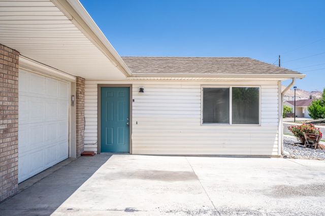 475 Fox Run St Unit B And, Clifton, CO 81520