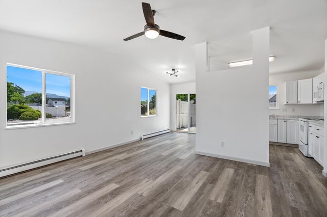 475 Fox Run St Unit B And, Clifton, CO 81520