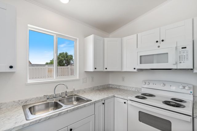 475 Fox Run St Unit B And, Clifton, CO 81520