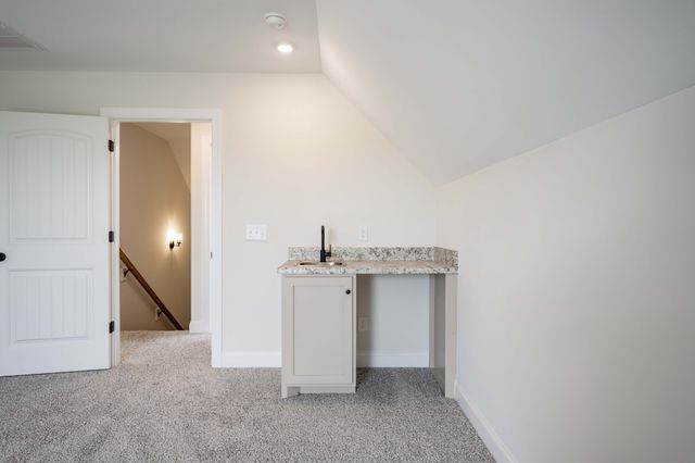 5404 Walnut Farms Blvd, Christiana, TN 37037