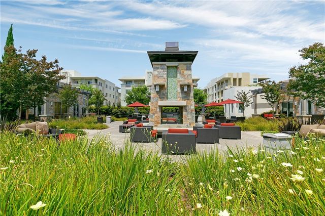 13025 Park Place 301, Hawthorne, CA 90250