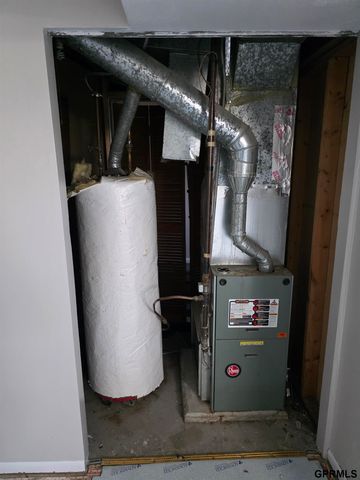 1612 Lincoln Avenue, Plattsmouth, NE 68048