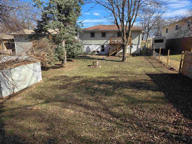 1612 Lincoln Avenue, Plattsmouth, NE 68048