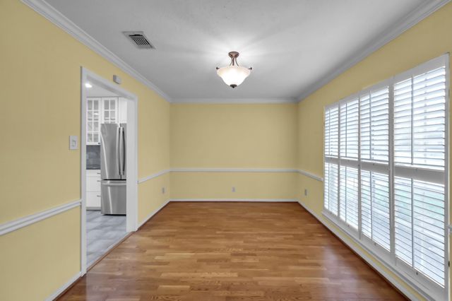 16135 Ridge Park Drive, Houston, TX 77095