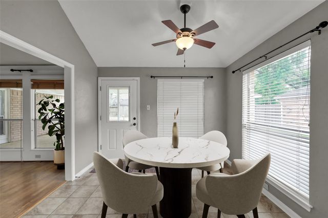 16135 Ridge Park Drive, Houston, TX 77095