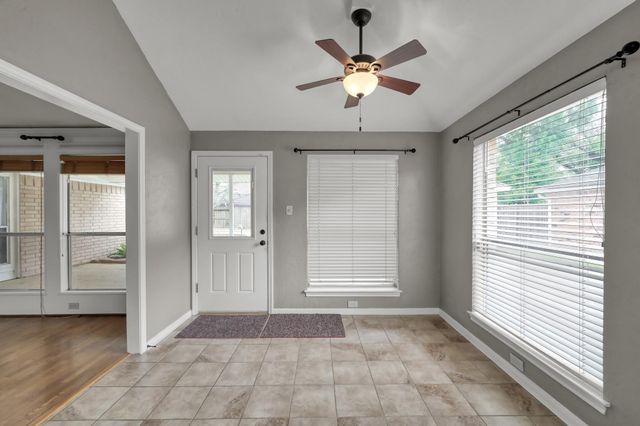16135 Ridge Park Drive, Houston, TX 77095