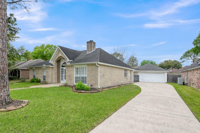 16135 Ridge Park Drive, Houston, TX 77095