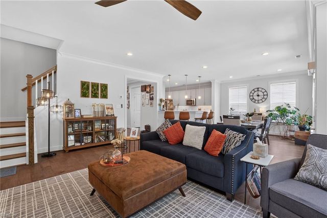 2908 Bluegrass LN, Virginia Beach, VA 23453