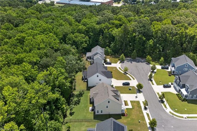 2908 Bluegrass LN, Virginia Beach, VA 23453