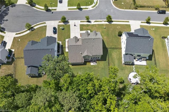 2908 Bluegrass LN, Virginia Beach, VA 23453