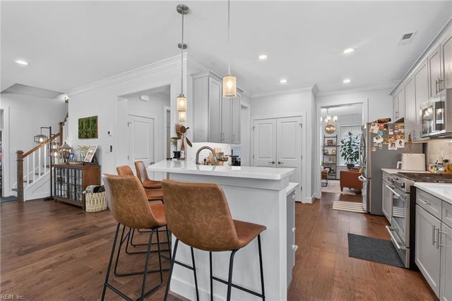 2908 Bluegrass LN, Virginia Beach, VA 23453
