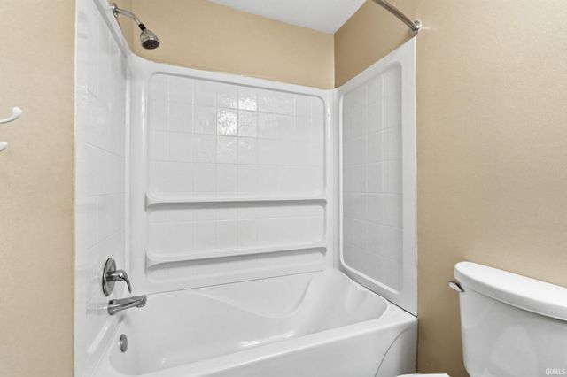5210 Union Chapel Road, Fort Wayne, IN 46845