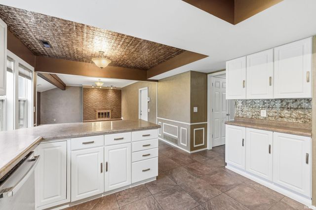 5210 Union Chapel Road, Fort Wayne, IN 46845