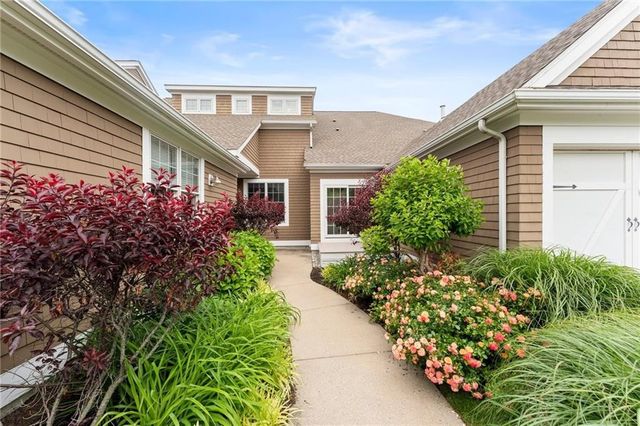 83 Waters Edge Street 24, Tiverton, RI 02878