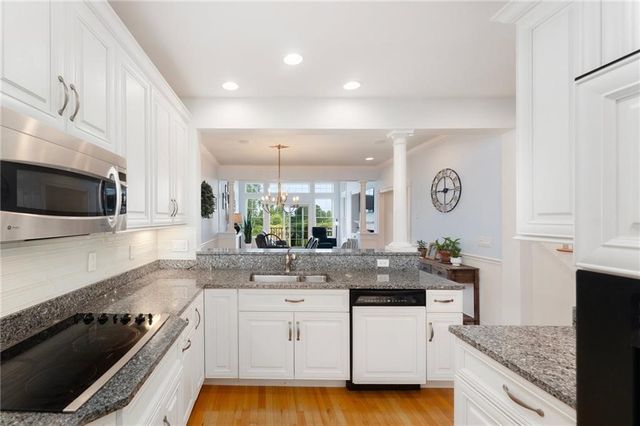 83 Waters Edge Street 24, Tiverton, RI 02878