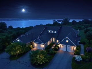 83 Waters Edge Street 24, Tiverton, RI 02878