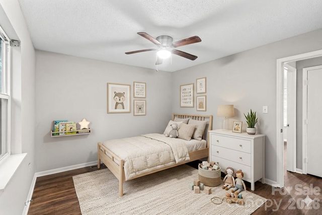 7301 Park Vista Circle, Charlotte, NC 28226