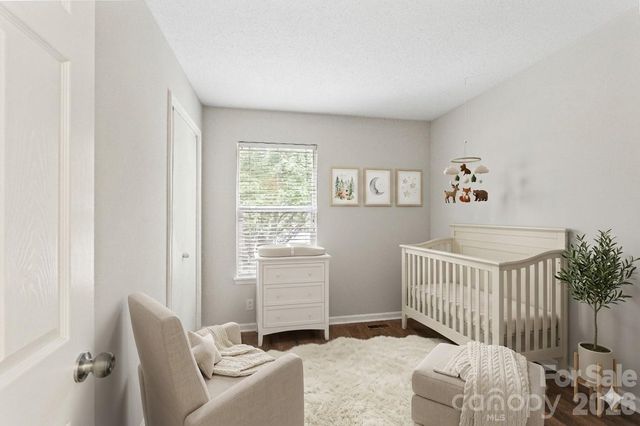7301 Park Vista Circle, Charlotte, NC 28226