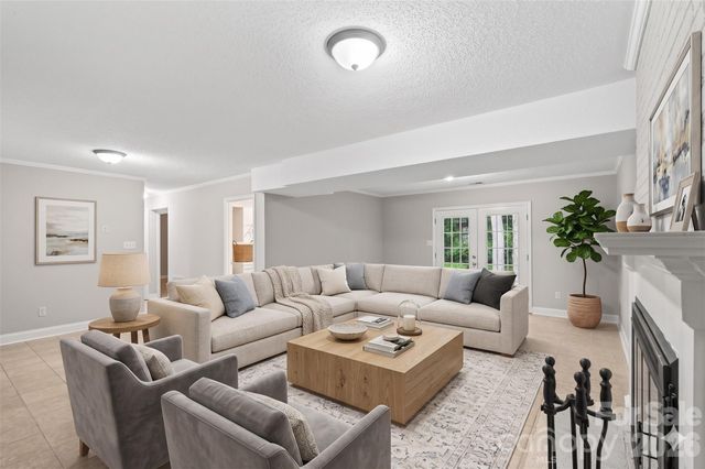 7301 Park Vista Circle, Charlotte, NC 28226