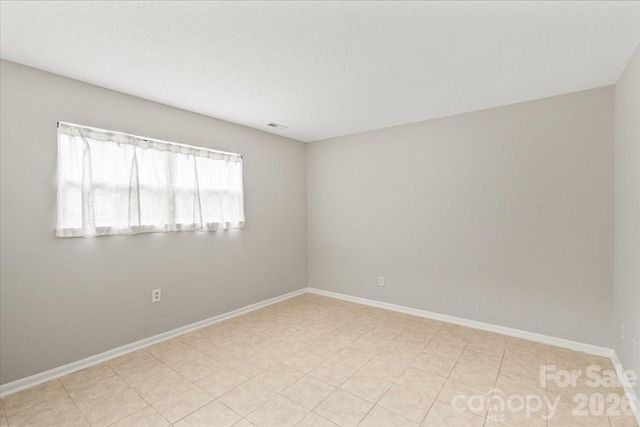 7301 Park Vista Circle, Charlotte, NC 28226