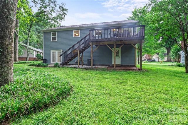 7301 Park Vista Circle, Charlotte, NC 28226